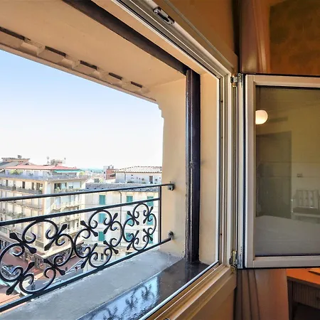 فندق Grand Plaza & Maggiore مونتيكاتيني تيرمي